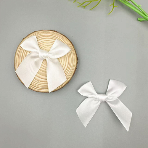 Бантики, Белый, 7 см, 50 шт.